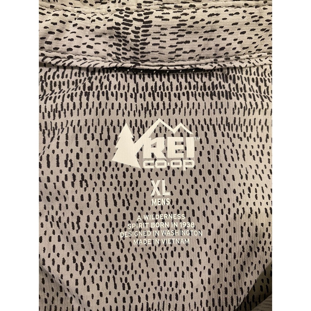REI CO-OP Button Down Shirt Gray Black Wilderness Hunting Outdoor Size XL‎